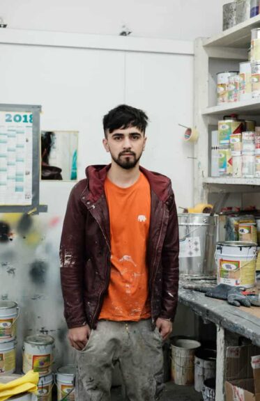 Fotoreportage für die Zeit. Lehrling Ehsan Mohammed © Wolfgang Lehner